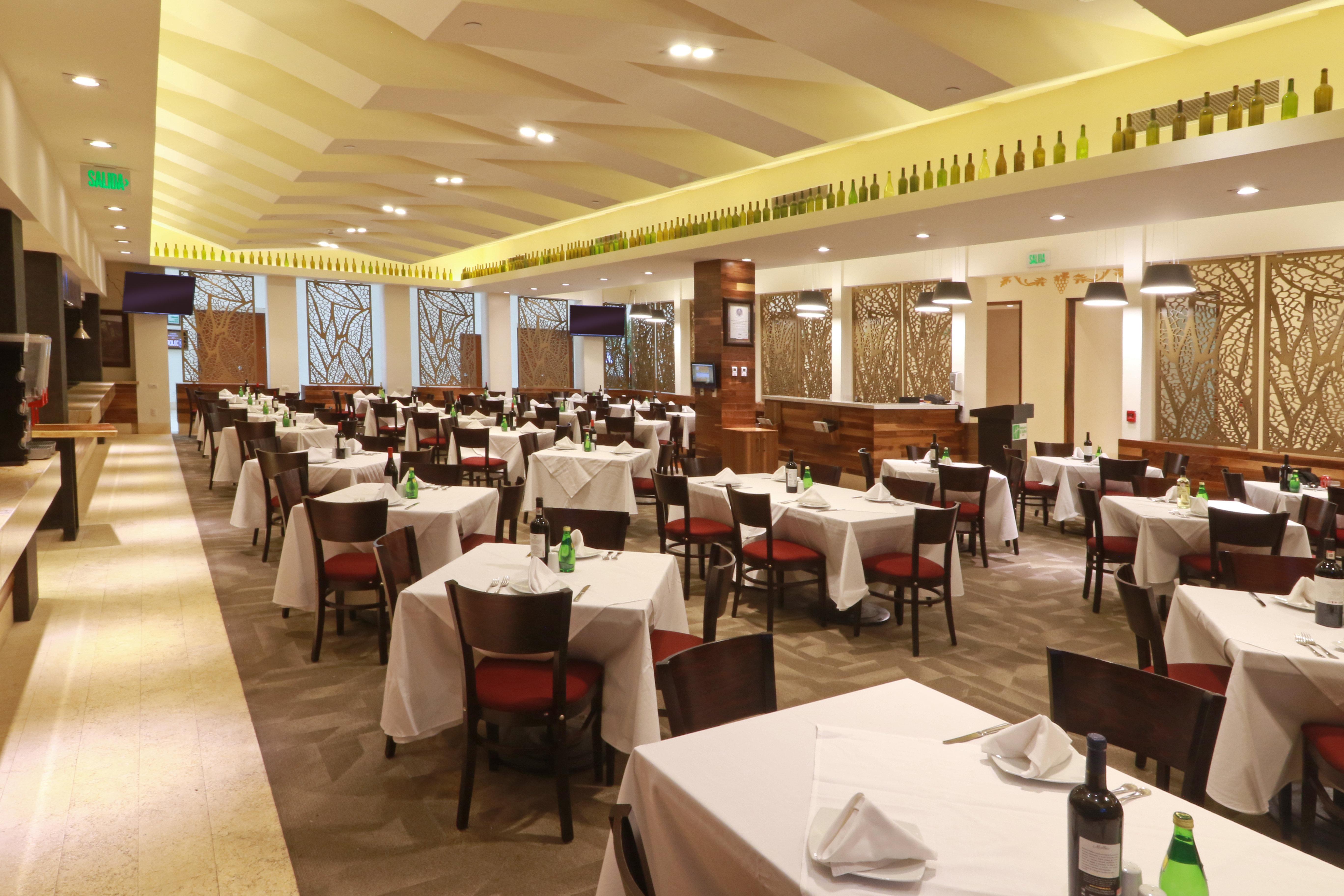 Holiday Inn & Suites Plaza Mayor By Ihg Λεόν Εξωτερικό φωτογραφία