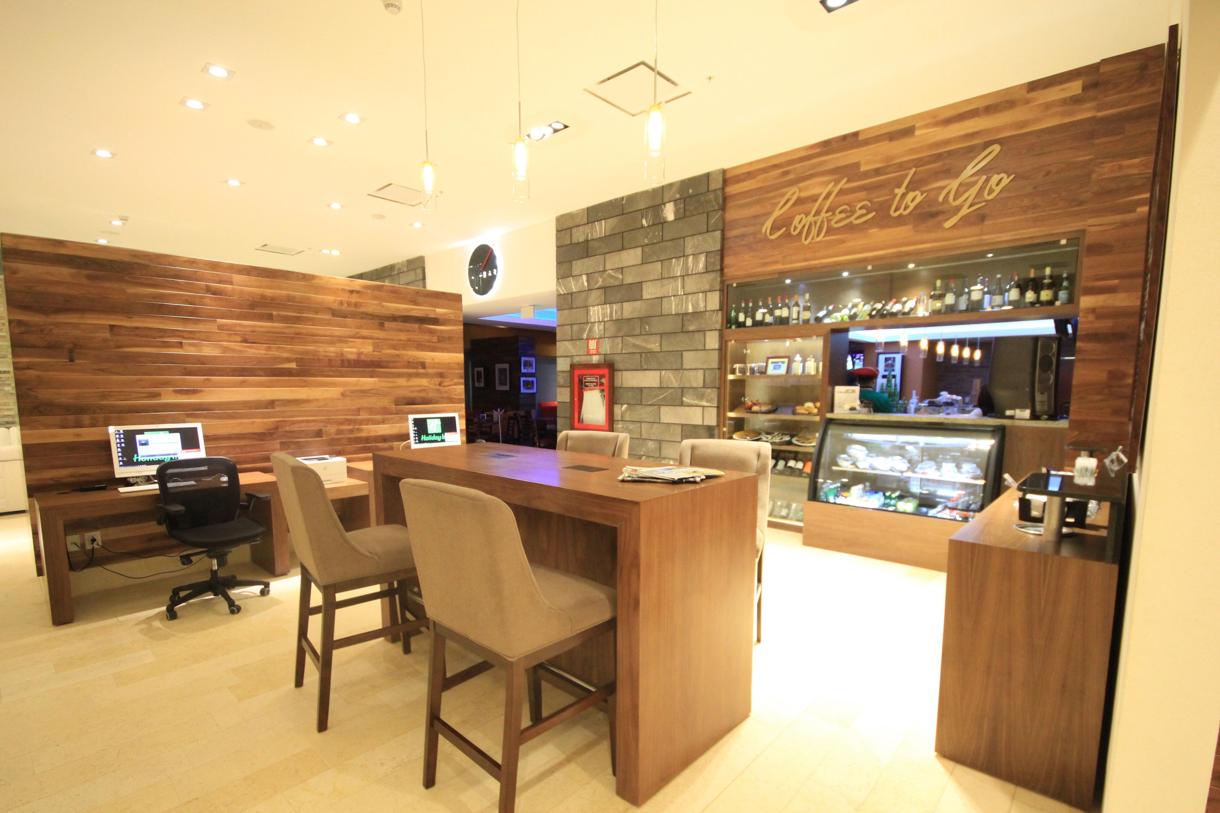 Holiday Inn & Suites Plaza Mayor By Ihg Λεόν Εξωτερικό φωτογραφία
